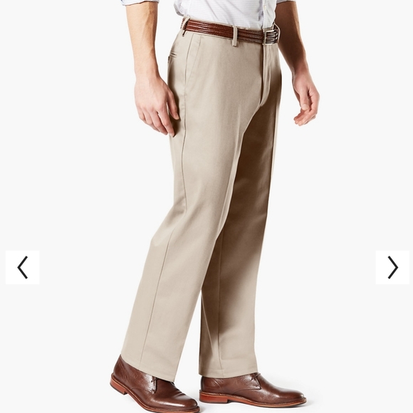 Dockers Signature Khaki Lux Classic-Fit Stretch - Picture 3 of 6
